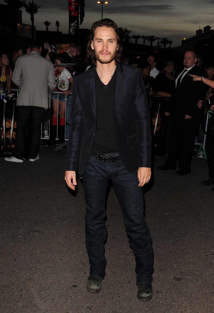 Taylor Kitsch: pic #539894