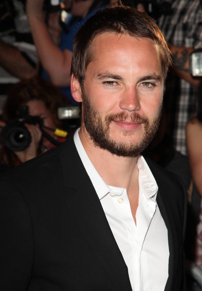 Taylor Kitsch: pic #536131