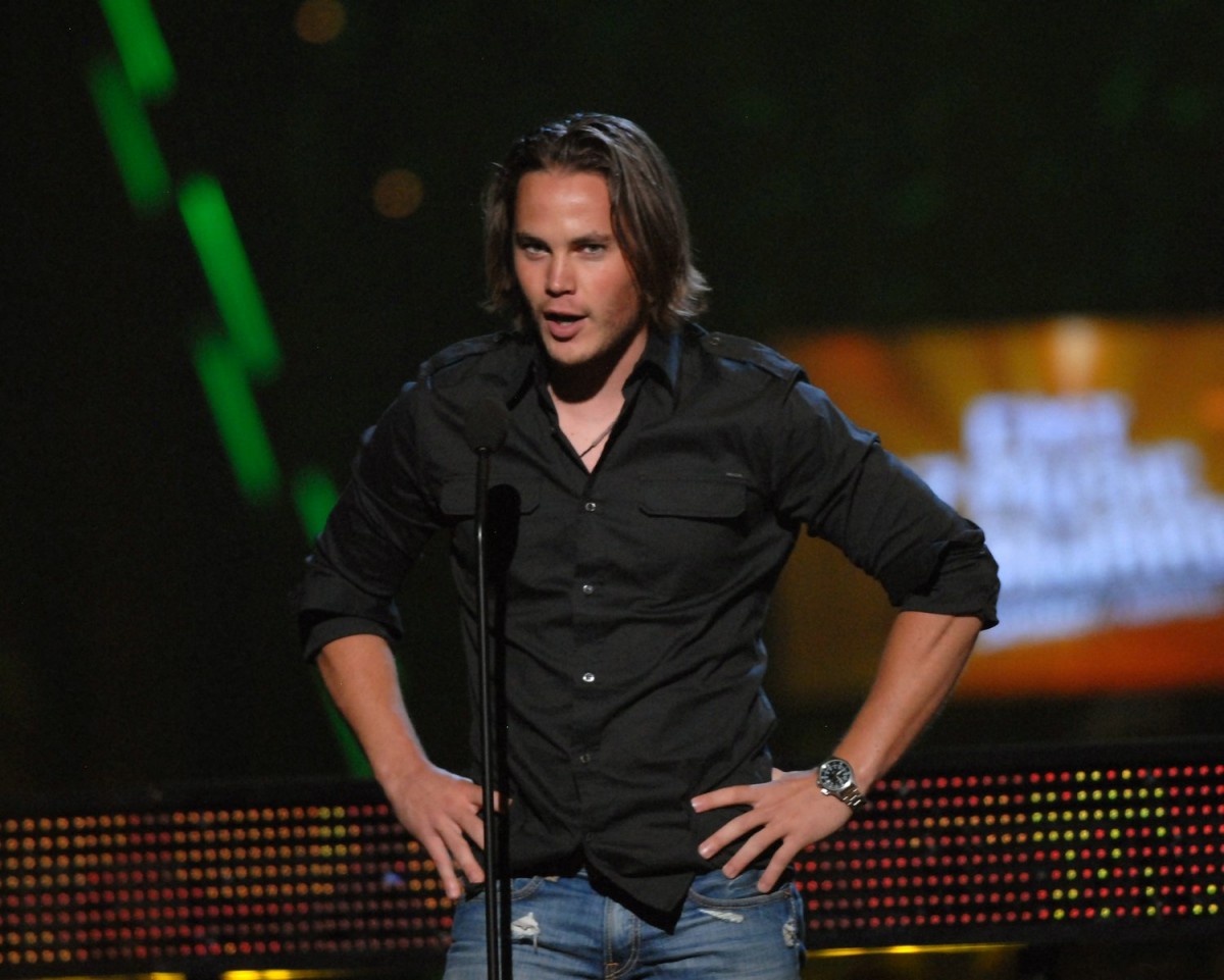 Taylor Kitsch: pic #535521