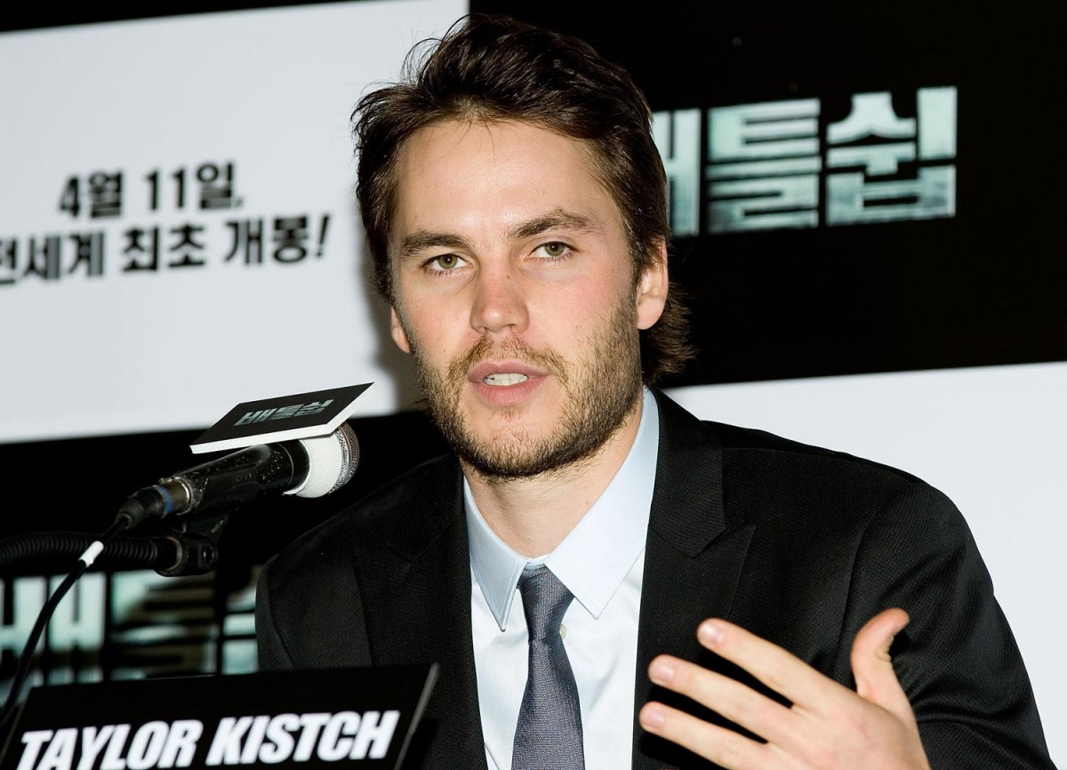 Taylor Kitsch: pic #533802