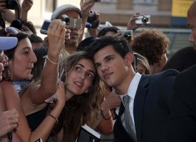 photo 4 in Taylor Lautner gallery [id266858] 2010-06-25