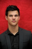 Taylor Lautner photo #