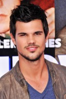photo 22 in Taylor Lautner gallery [id659616] 2014-01-09