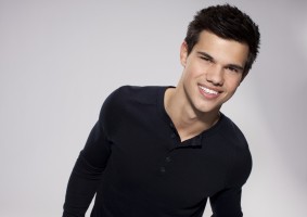 Taylor Lautner photo #