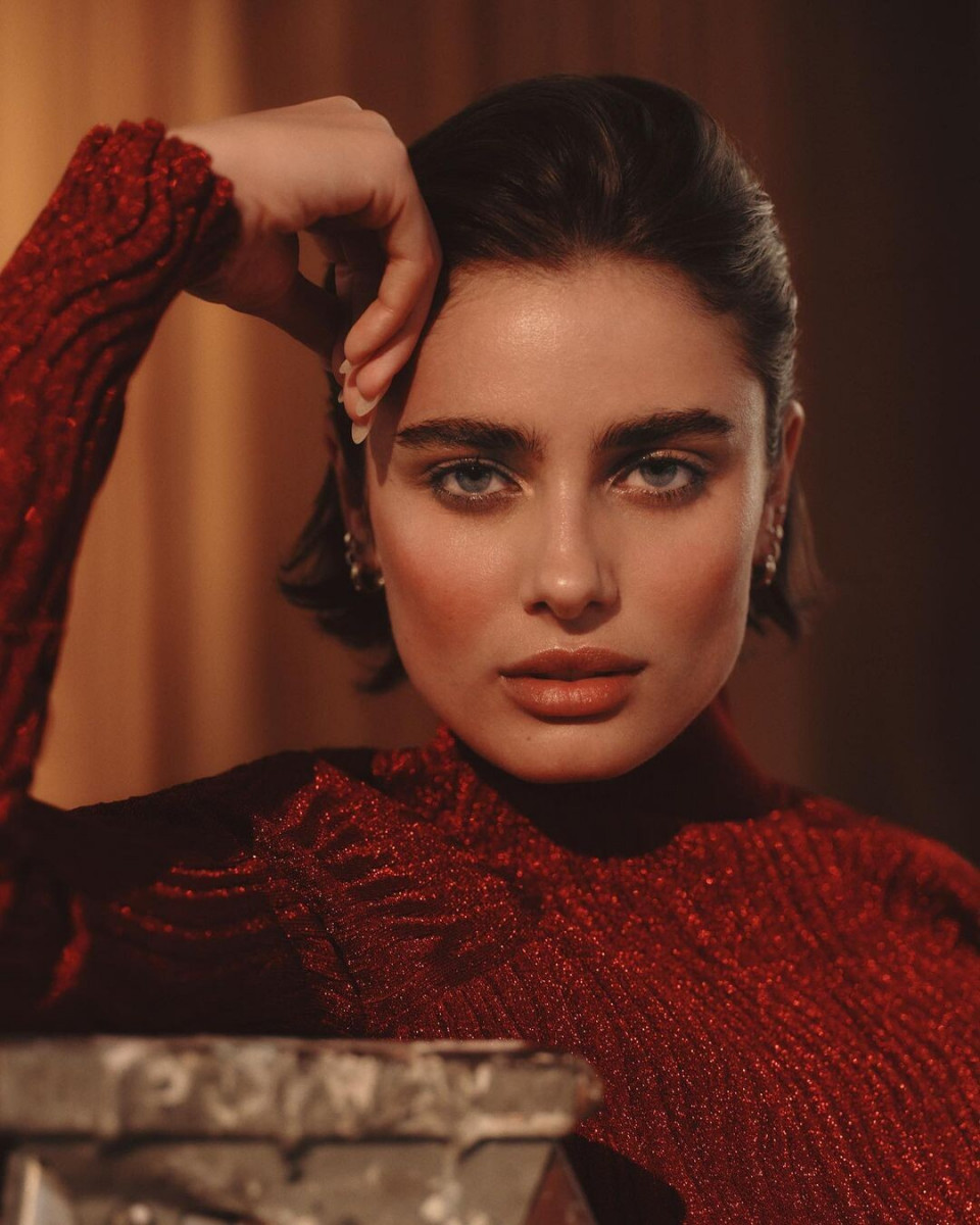 Taylor Hill: pic #1335486
