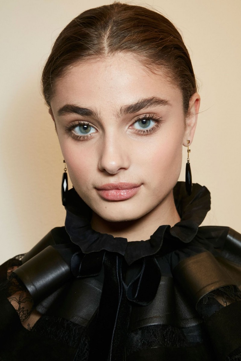 Taylor Hill: pic #1095158