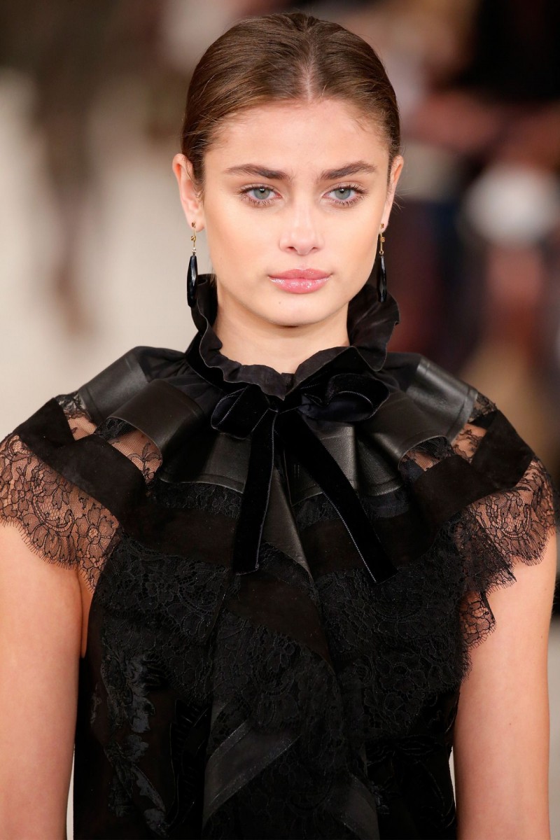 Taylor Hill: pic #1095159