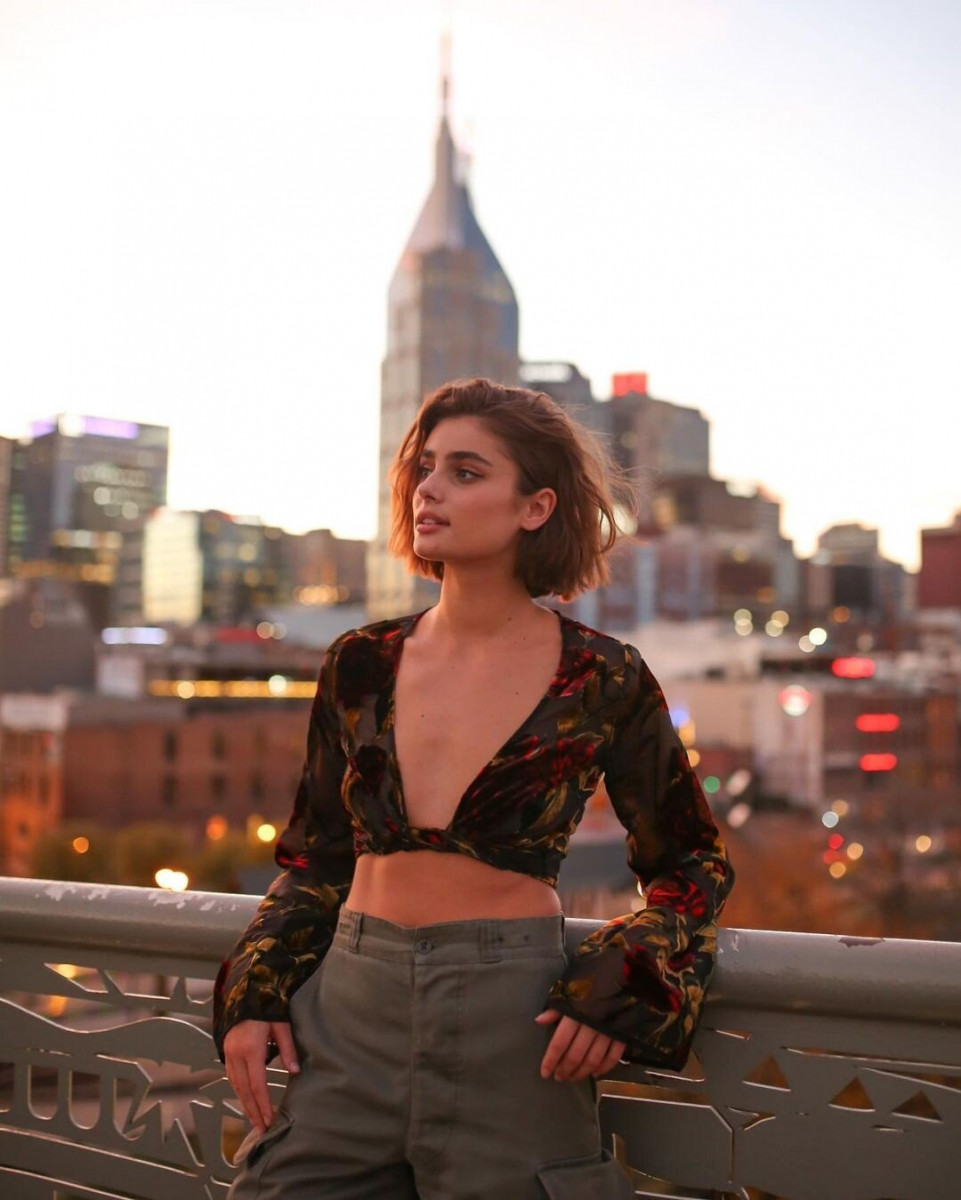 Taylor Hill: pic #1248521