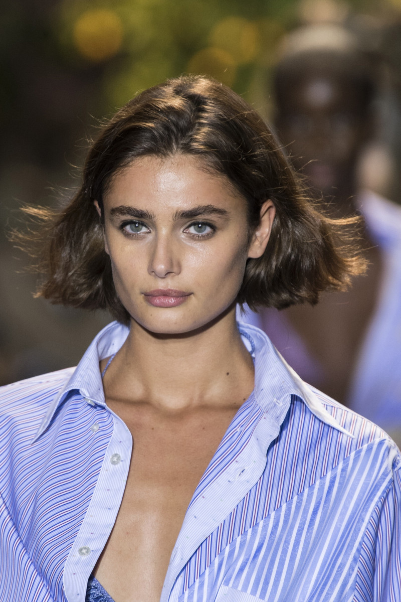 Taylor Hill: pic #1234437
