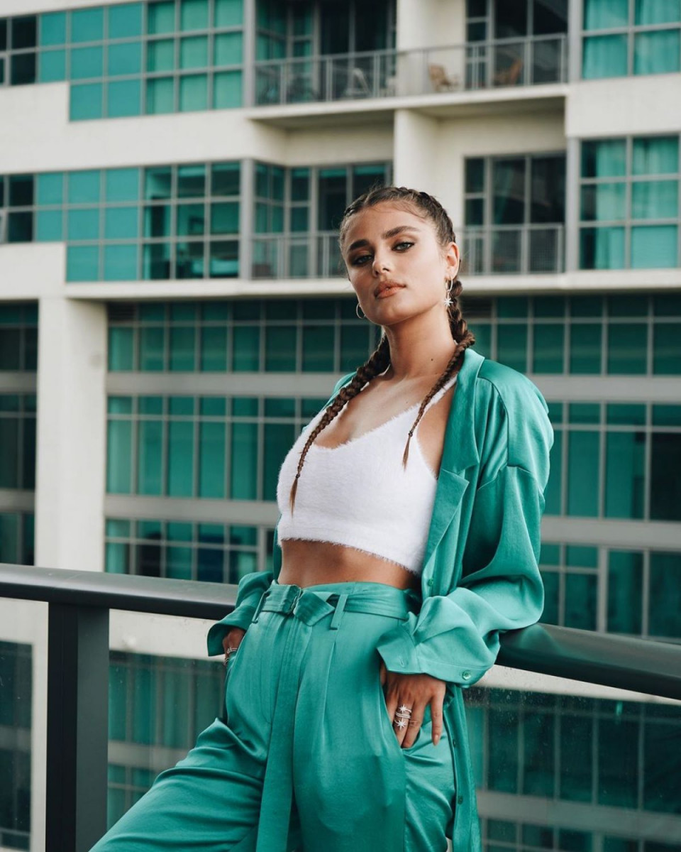 Taylor Hill: pic #1201911