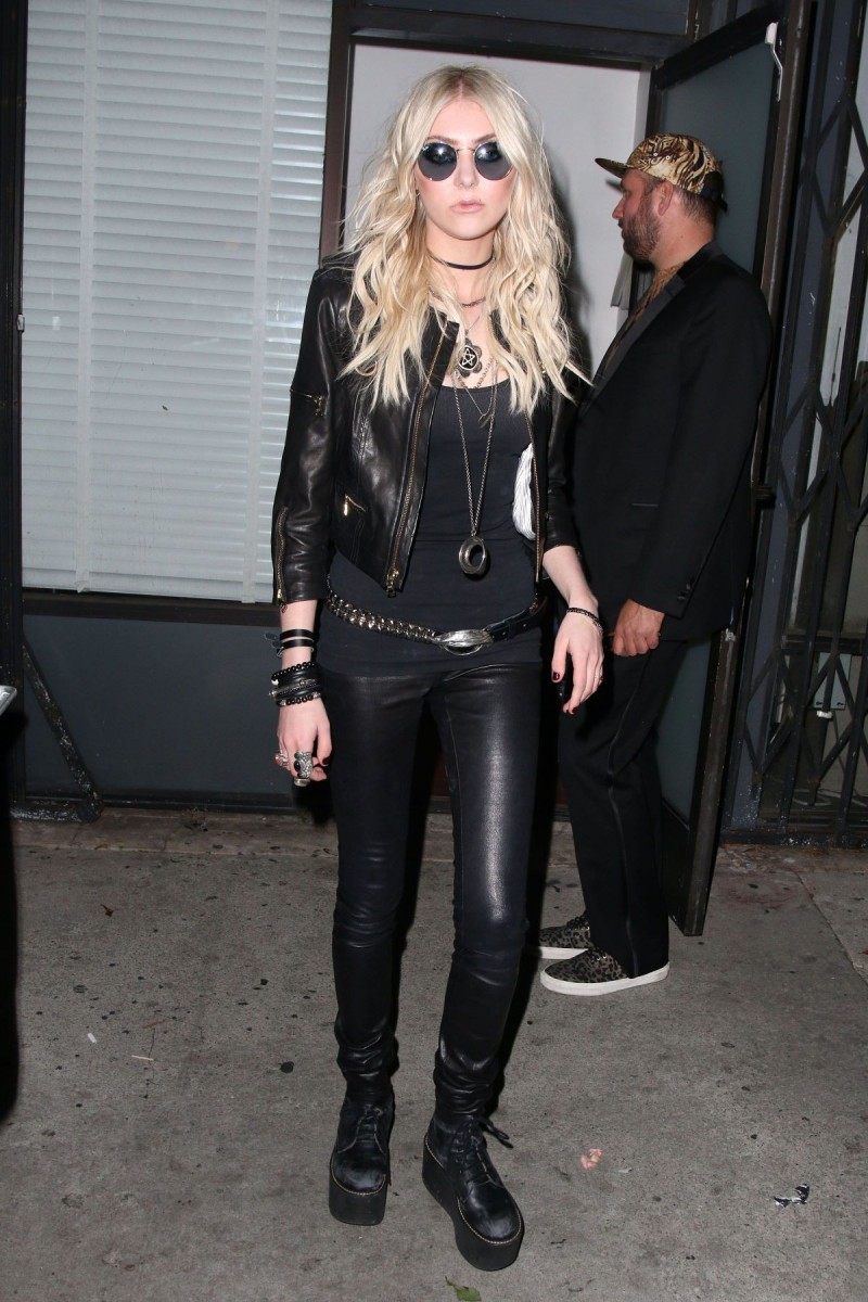 Taylor Momsen: pic #693730