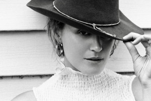 Taylor Schilling photo #