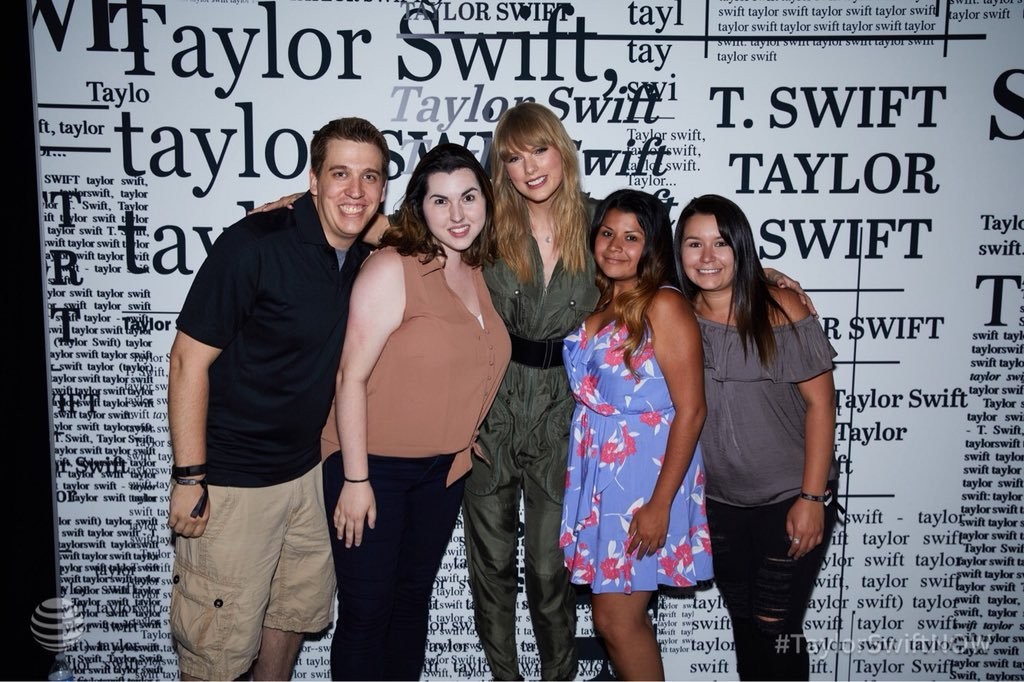 Taylor Swift: pic #1048103