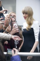 photo 22 in Taylor Swift gallery [id552781] 2012-11-18