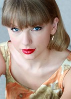 photo 6 in Taylor Swift gallery [id558250] 2012-12-05