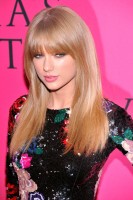photo 19 in Taylor Swift gallery [id647787] 2013-11-20