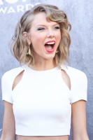 photo 17 in Taylor Swift gallery [id688687] 2014-04-11
