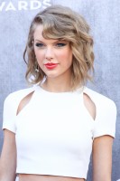 photo 3 in Taylor Swift gallery [id688742] 2014-04-11