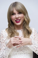 photo 10 in Taylor Swift gallery [id649857] 2013-11-29