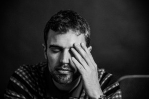 Theo James         photo #