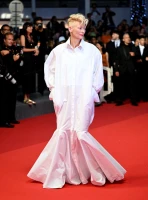 Tilda Swinton photo #