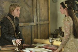 Toby Regbo  photo #