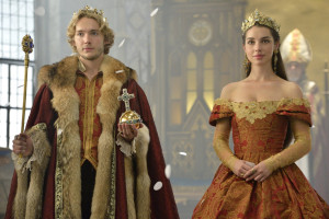 Toby Regbo  photo #