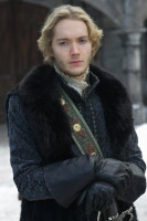 Toby Regbo  pic #769901