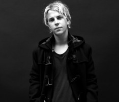 Tom Odell photo #