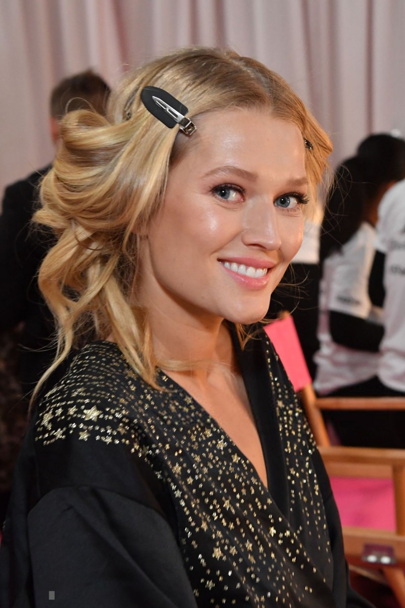 Toni Garrn: pic #1082786