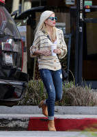 Tori Spelling photo #