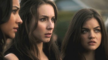 Troian Avery Bellisario photo #