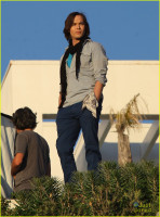 Tyler Blackburn photo #