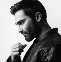 Tyler Hoechlin  photo #