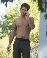 Tyler Posey photo #