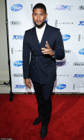 Usher photo #