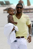 Usher photo #