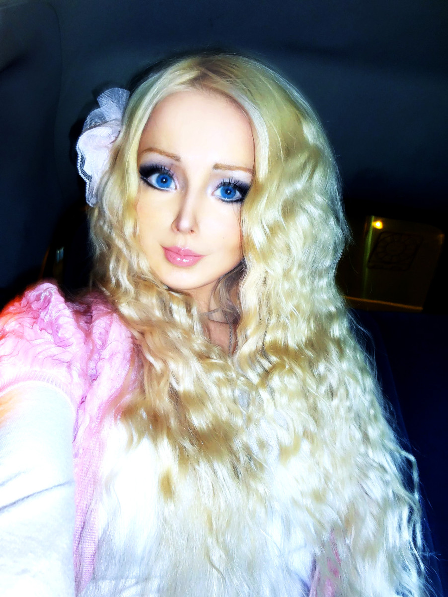 valeria lukyanova 2019