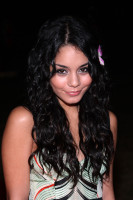 Vanessa Hudgens photo #