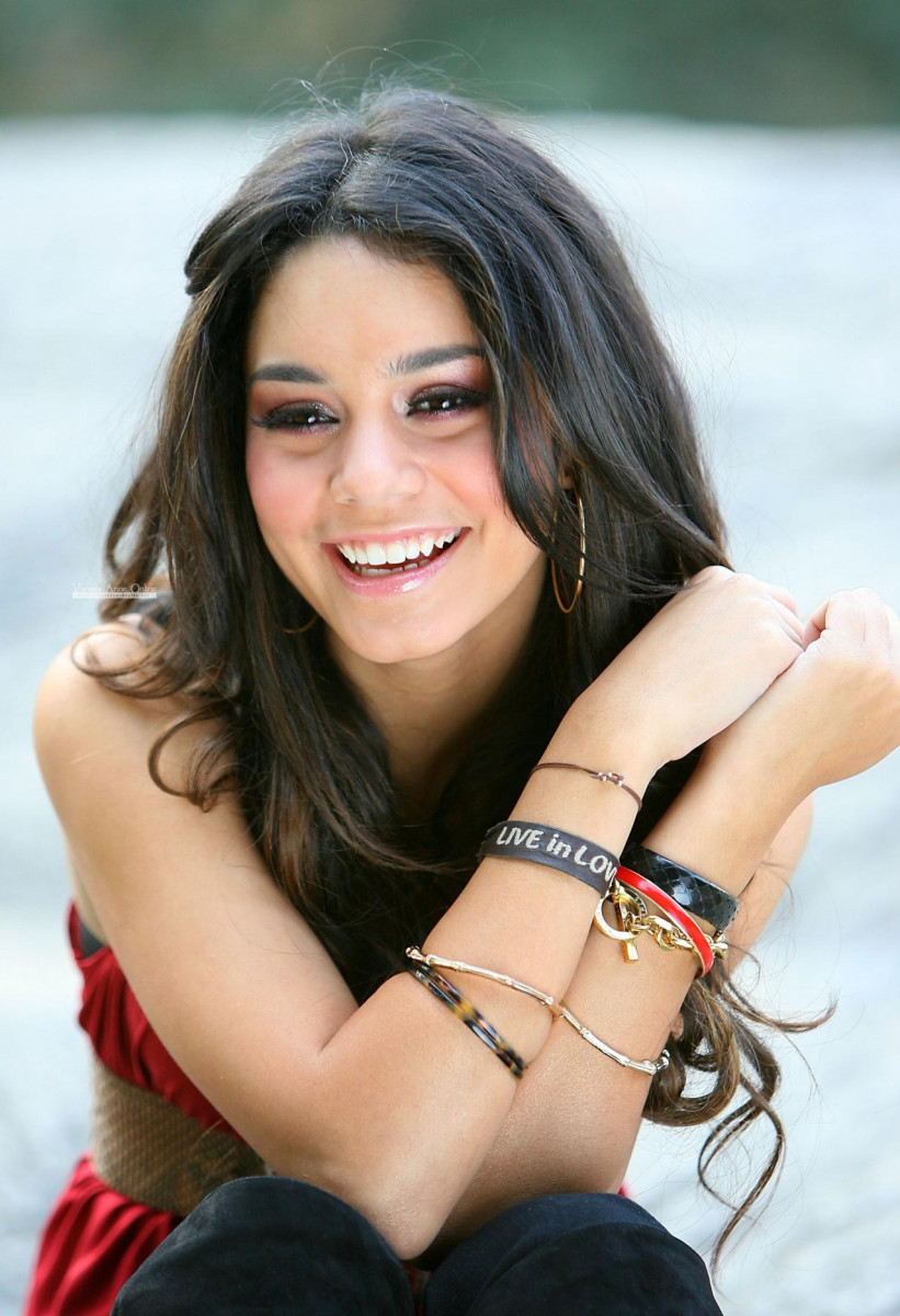 Vanessa Hudgens: pic #118750