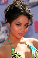 Vanessa Hudgens photo #