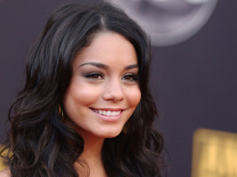 Vanessa Hudgens photo #