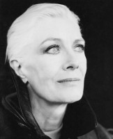 Vanessa Redgrave photo #