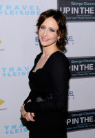 Vera Farmiga photo #