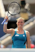 Vera Zvonareva photo #