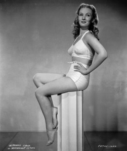 photo 3 in Veronica Lake gallery [id416050] 2011-11-07