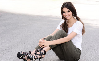 photo 24 in Victoria Justice gallery [id381056] 2011-05-24