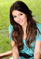 photo 21 in Victoria Justice gallery [id381059] 2011-05-24