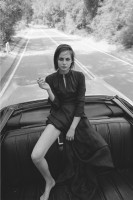 Willa Holland photo #