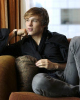 William Moseley photo #